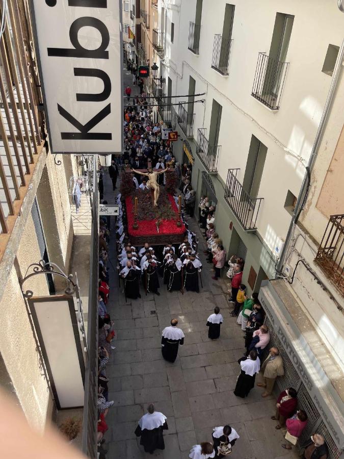 Kubik Hotel Caces Kültér fotó