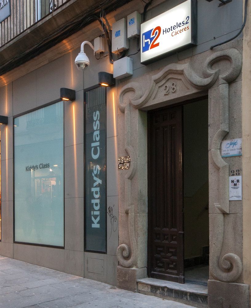 Kubik Hotel Caces Kültér fotó